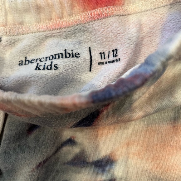 Sweatpants - Picture 2 of 3